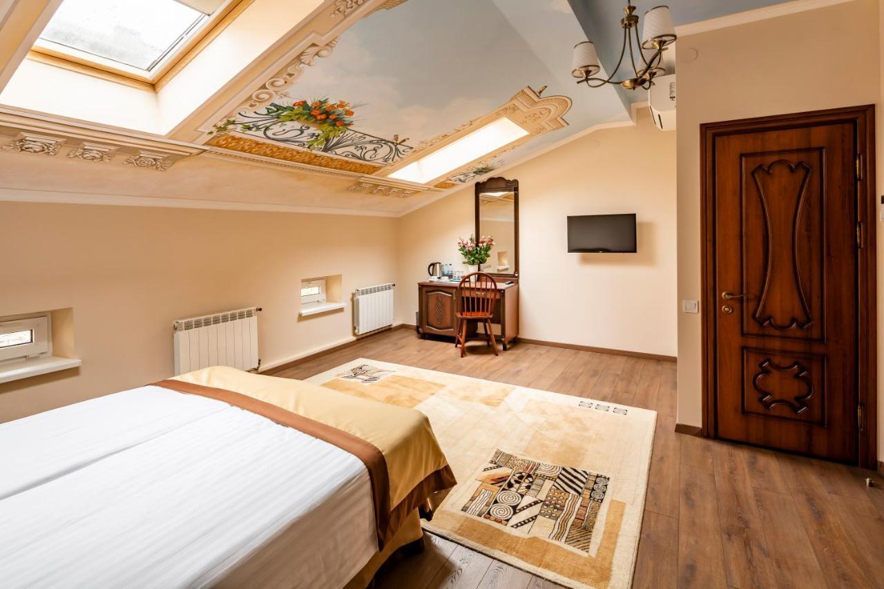 Mini-Hotel Guest House Inn לבוב מראה חיצוני תמונה