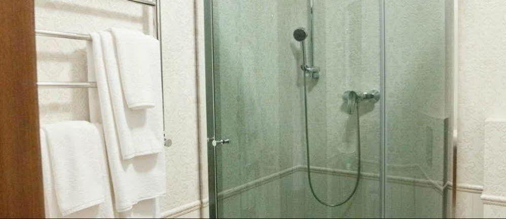 Mini-Hotel Guest House Inn לבוב מראה חיצוני תמונה